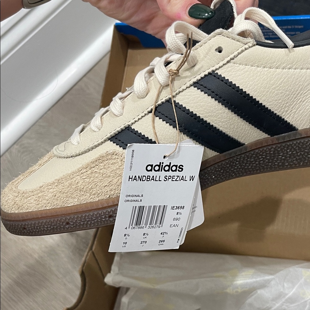 Adidas Men's Cream and Black Spezial Sneakers - Picture 5 of 6